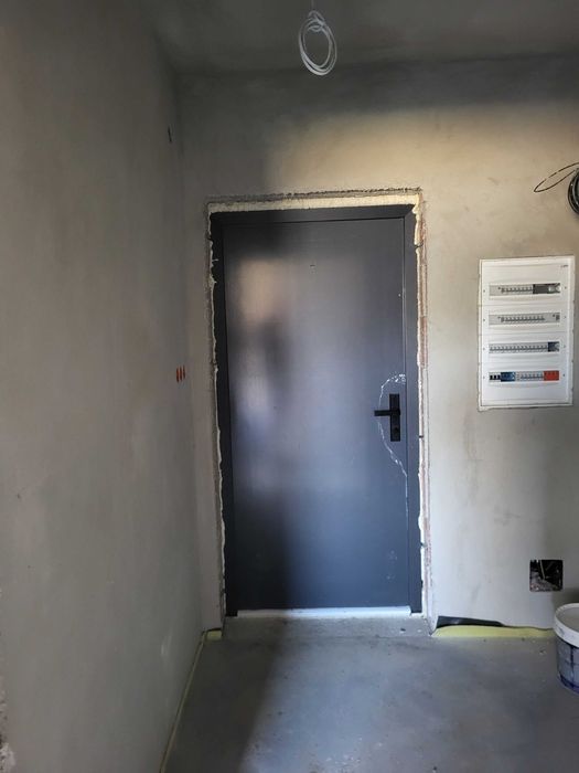 Nowy gotowy dom pod klucz do końcowego wykończenia