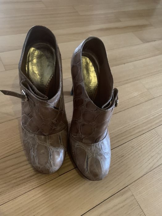 Armani Jeans buty roz 39