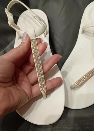 Босоніжки Crocs в'єтнамки р. 40-41