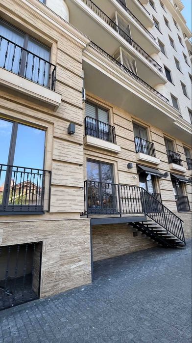 Приміщення площею 60 м² з ремонтом, Азарова/ЖК «Граф»/Морська