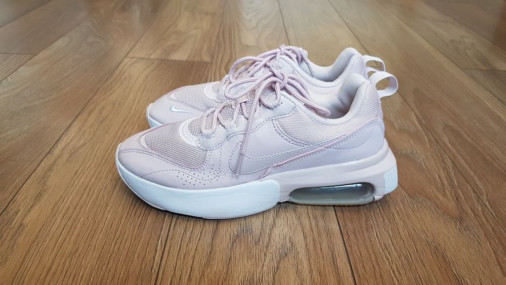 Buty Nike Air Max Verona Barely Rose rozmiar 40 okazja Sneakers