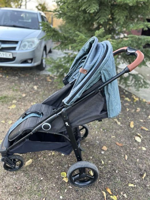 Коляска прогулочка