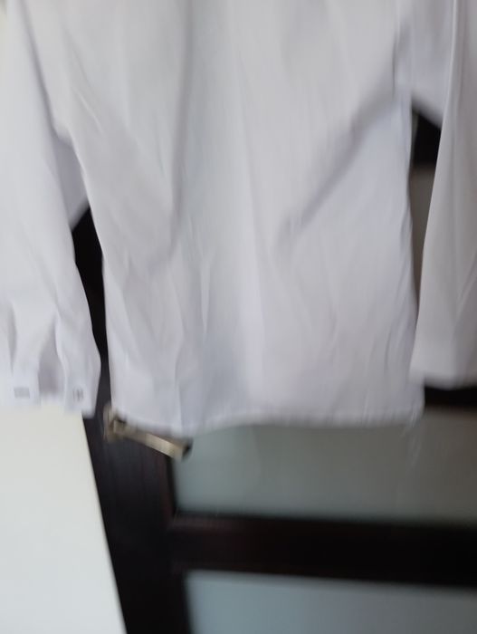 Elegancka koszula biała