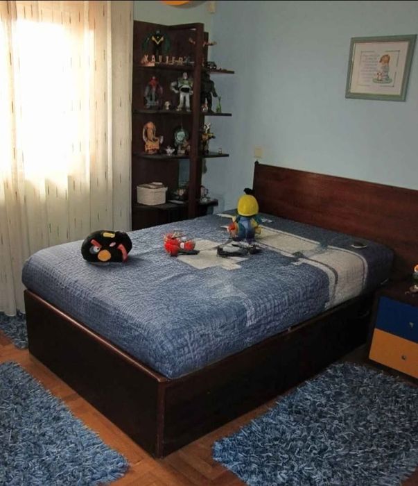 Cama de solteiro XL (corpo e meio)