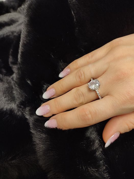 Pierścionek srebrzysty nowy rozm 10