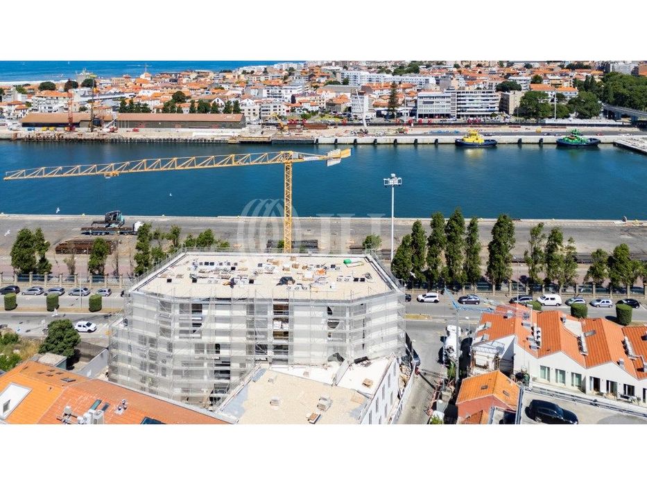 Apartamento T1, com varanda e estacionamento, Matosinhos