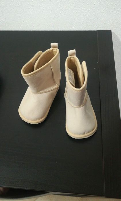 Botinhas bebé T16/17