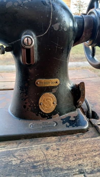 Stara maszyna do szycia Singer