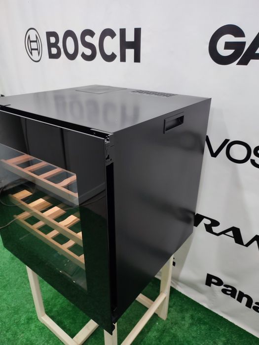 Винна шафа, холодильник для вина під забудову Witt WI6060T-2B26 Франція
