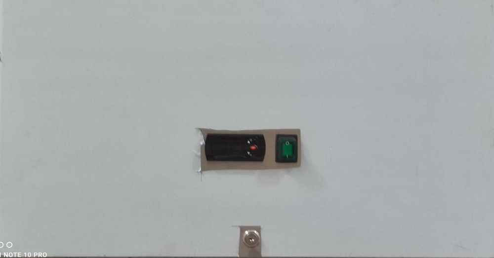 Armário de Congelação 500L Inox - NOVO