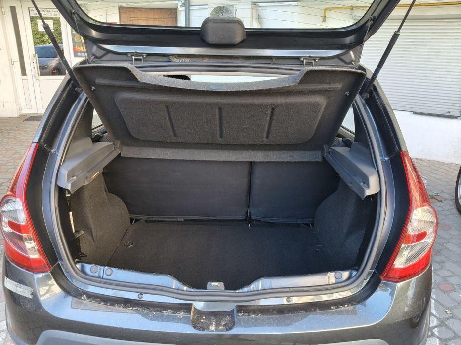 Продам ідеальний Sandero Stepway,1.6 MPI, рідна фарба!