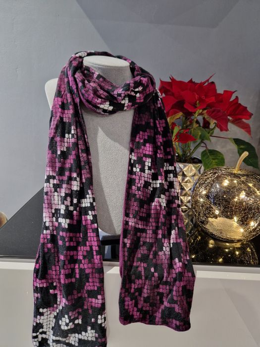 Fioletowy szalik we wzory z wiskozy Bonita