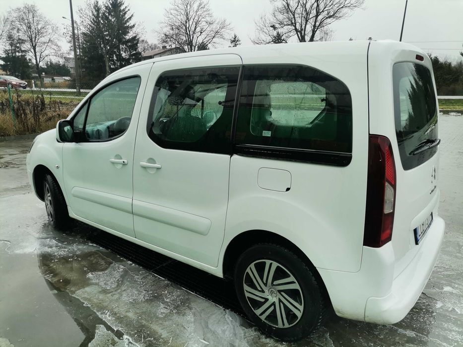 Sprzedam Berlingo 1.6 hdi 2015 rok