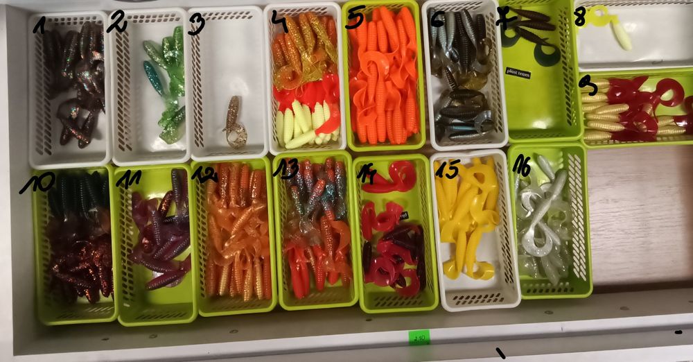 Przynęty wędkarskie Relax twister różne kolory 5 szt./zestaw