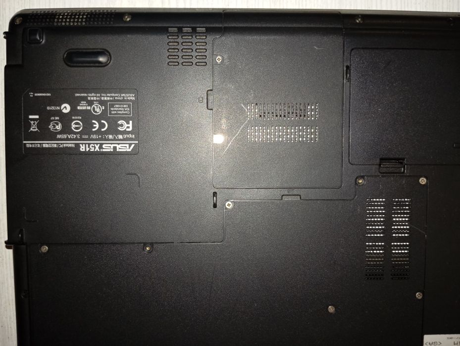 Продаю вживаний  Ноутбук Asus X51R