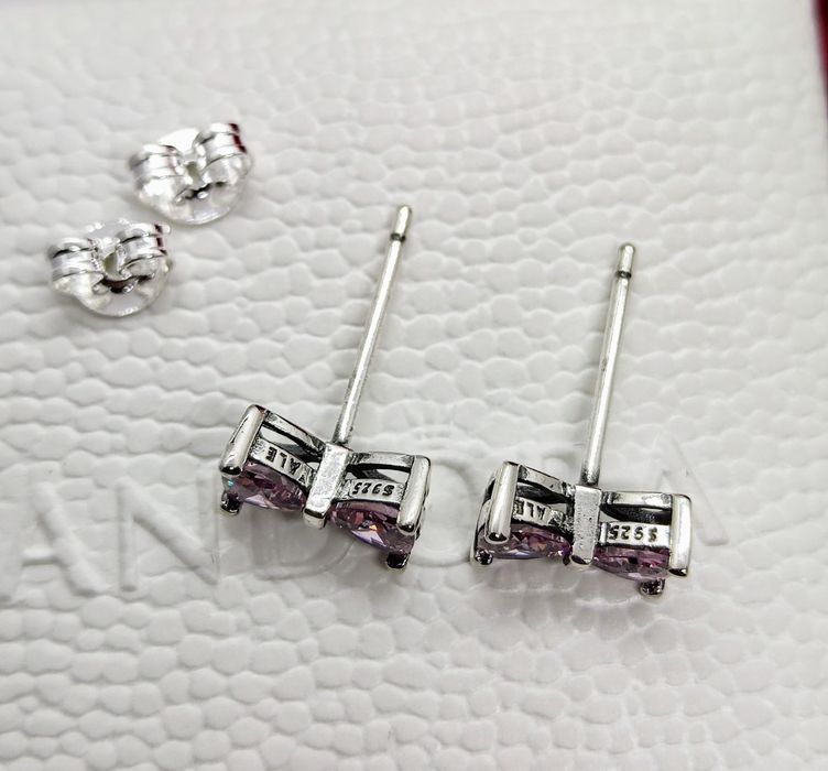 Kolczyki  lśniące sztyfty różowe kokardki