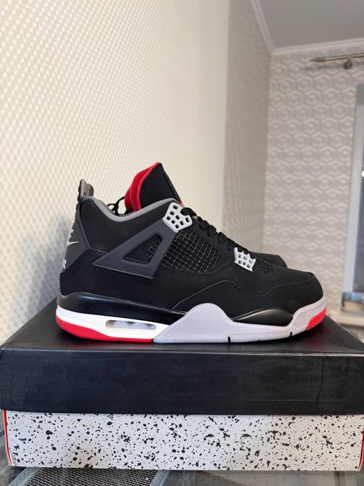 Чоловічі Nike Air Jordan 4 Retro Bred
