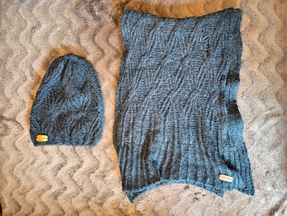 Czapka i szalik PaMaMi