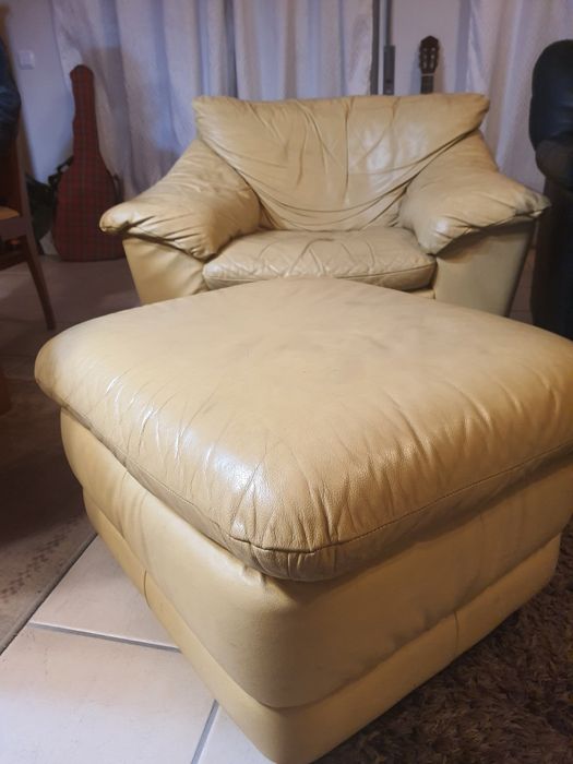 Sofá de um lugar  mais Puff da Divani Divani