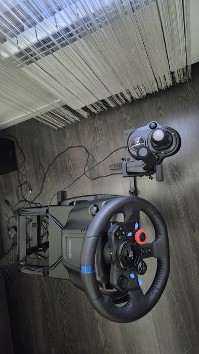 Kierownica PC/PS4/PS5 Logitech G29 + pedaly + stojak + shifter 6 biegow z wstecznym + hamulec reczny hydrołapa + karton oryginalny