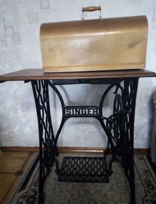 Продам швейную машину Зингер