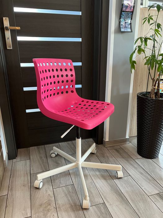Krzesło Ikea skalberg/sporren różowe