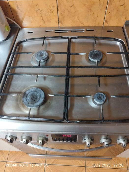 Sprzedam kuchnie gazową