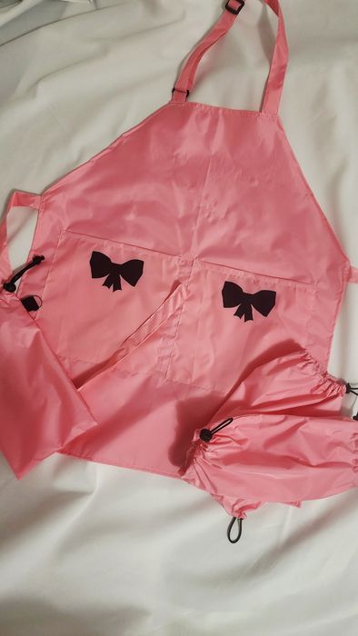 Дитячий, підлітковий фартух з нарукавниками.