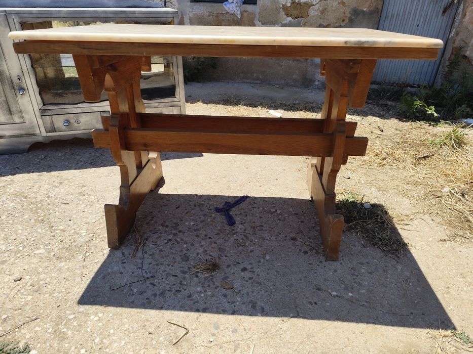 Mesa madeira com pedra mármore