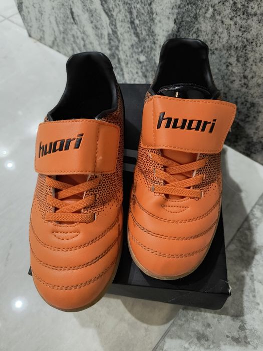 Halówki buty piłka nożna jak nowe r 34