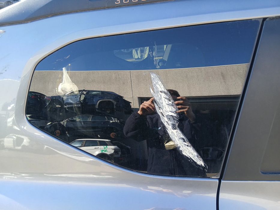 Vidro do painel trás direito DACIA Jogger