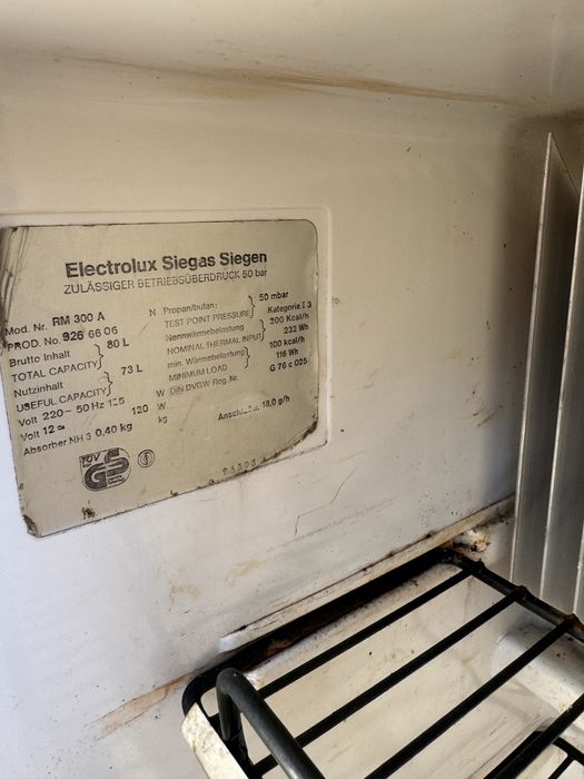 Холодильник Electrolux кемпер