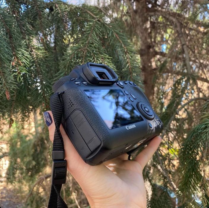 Фотоапарат Canon eos 6D