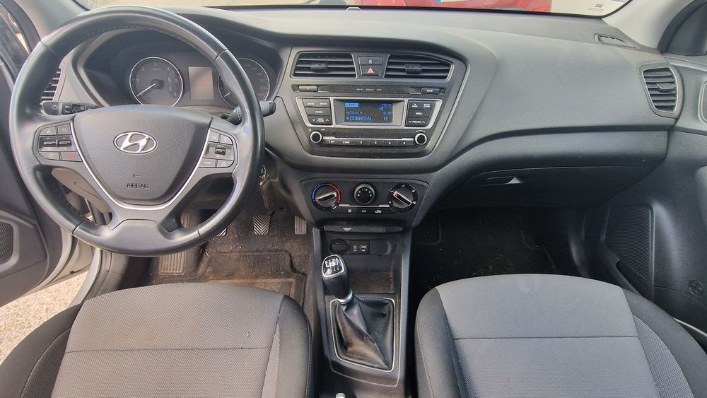 Hyundai i20 1.1 crdi 105 mil km