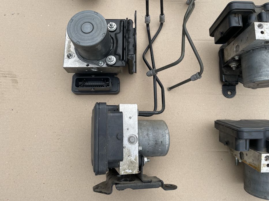 Блок ABS на Mercedes-Benz Sprinter W906