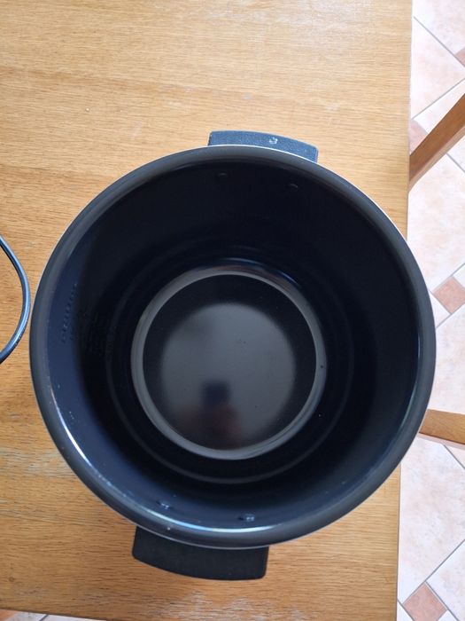 Multicooker HD 4749/70 Philips używany