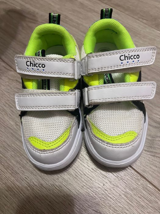 Кросівки для хлопчика Chicco розмір 24