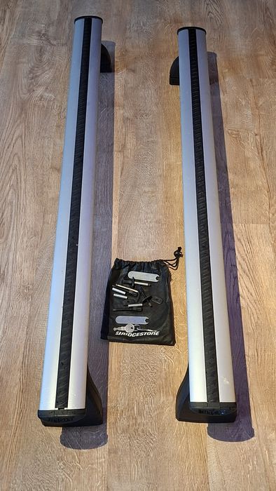 Oryginalne belki, relingi, bagażnik, mazda