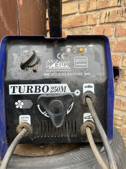сварочный аппарат WERK TURBO 250M