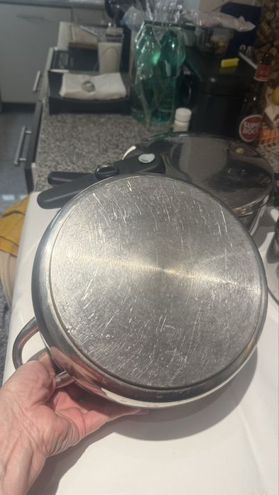 Conjunto tachos e panela pressão