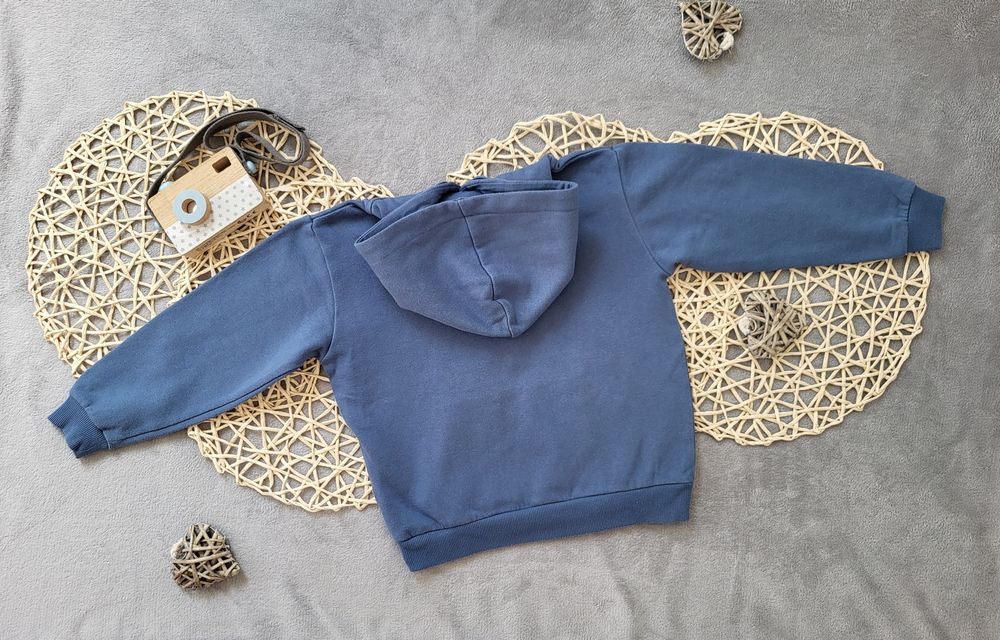 Bluza kangurka z kapturem marki Fisherfield w rozmiarze 116