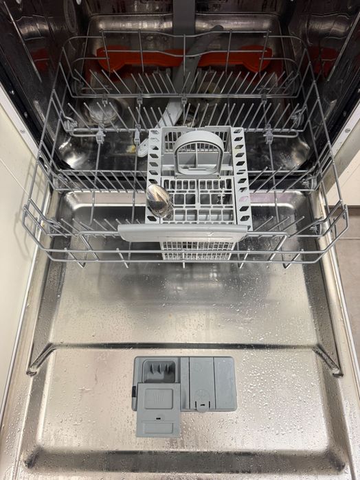 Máquina loiça Hotpoint