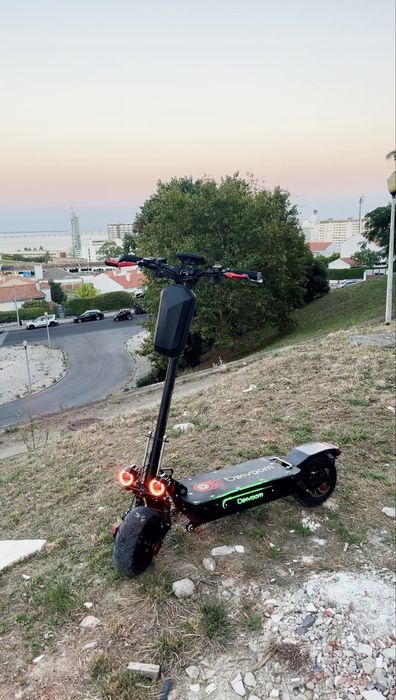 Trotinete Elétrica BIKYDOM 5600W (2x2800W) – 70 km/h e até 80 km Autonomia troco por motas