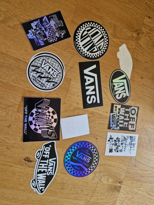 Sprzedam naklejki Vans