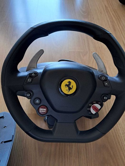 Volante + Pedais THRUSTMASTER T80 Ferrari 488 GTB (PS5/PS4/PC - Preto)
