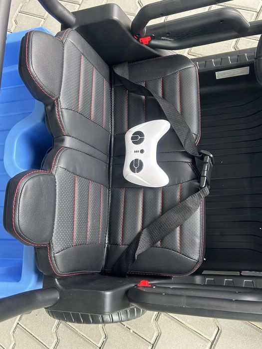 Auto na akumulator Ciężarówka 2x200 Watt 24 Volt Elektryczny kiper MP4