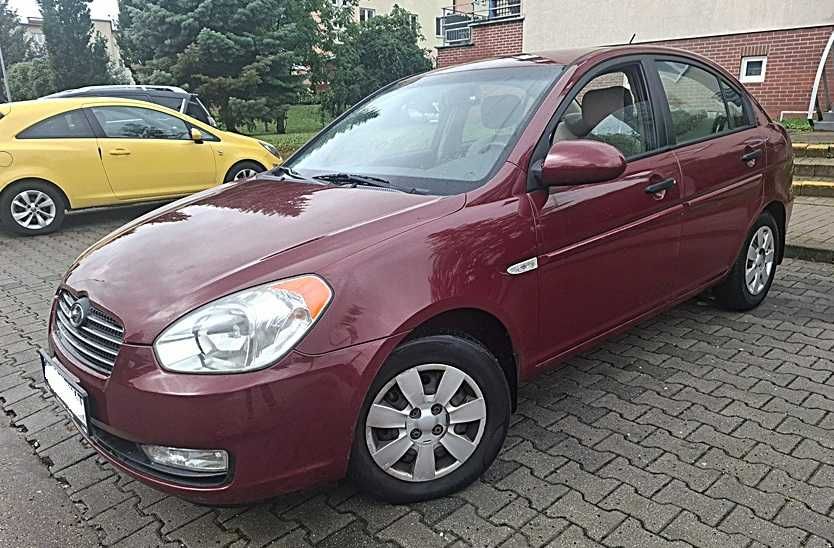 Hyundai Accent