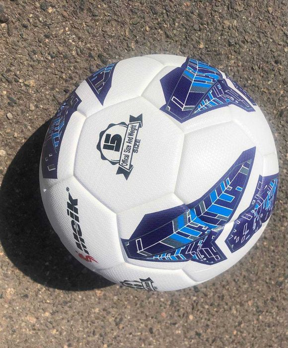 М'яч футбольний безшовний Winner Super Primo