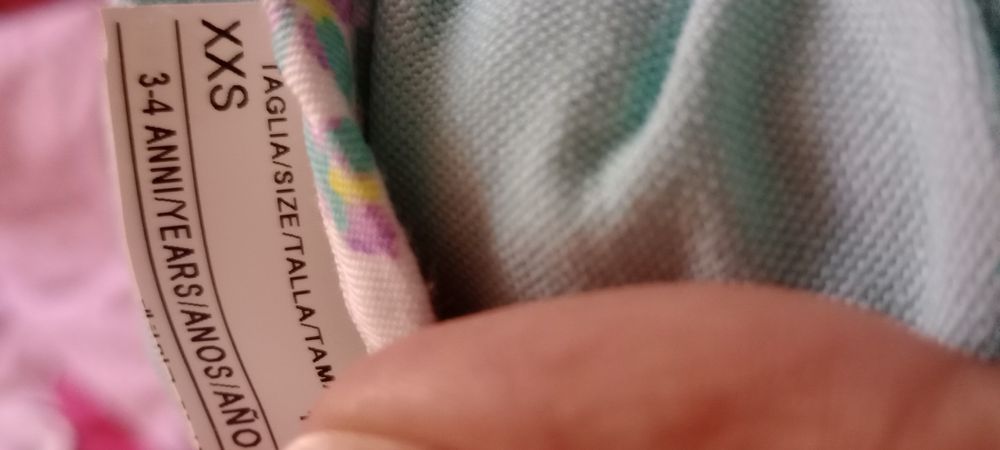 Casaco menina da Benetton muito requintado