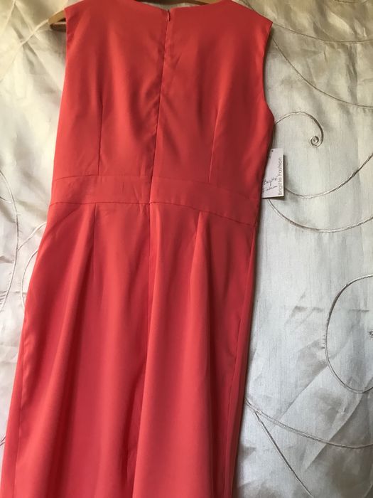 Nowa elegancka sukienka r. 40-42